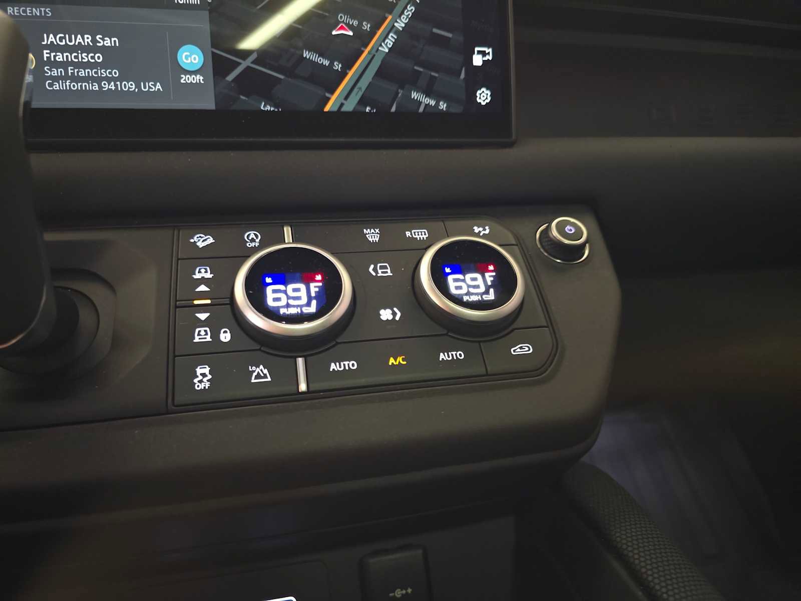 Certified 2024 Land Rover Defender 130 Outbound image 30