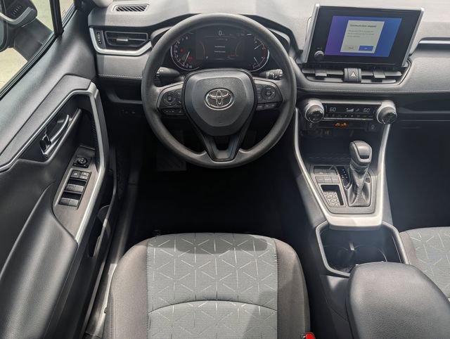 Used 2025 Toyota RAV4 XLE w/ Convenience Package FWD image 12