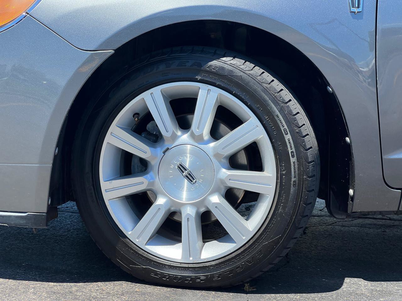 Used 2010 Lincoln MKZ FWD image 44