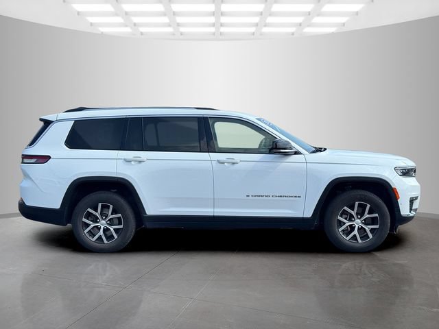 Certified 2023 Jeep Grand Cherokee L Limited w/ Luxury Tech Group II AWD/4WD image 8