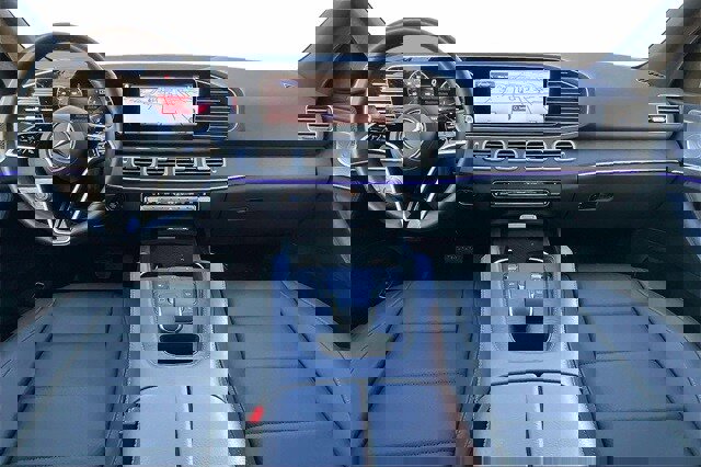 Used 2025 Mercedes-Benz GLE 350 4MATIC image 10