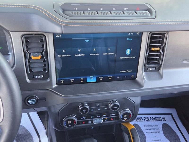 Used 2024 Ford Bronco Badlands image 18