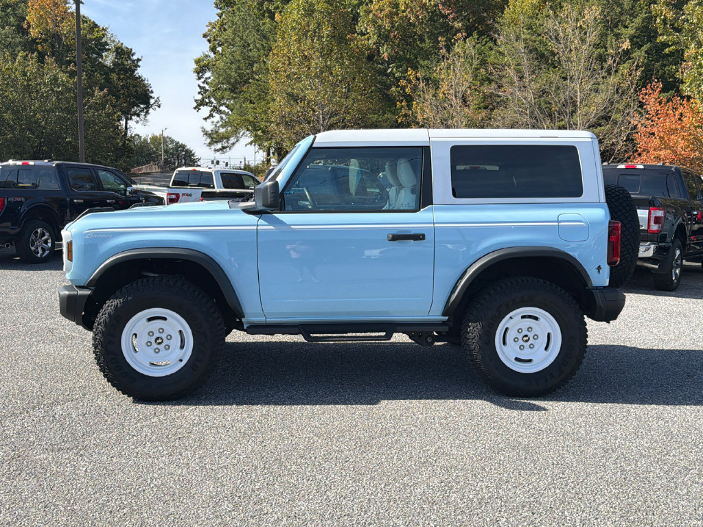 Used 2024 Ford Bronco Heritage Edition AWD/4WD image 4