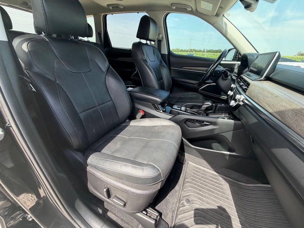 Used 2022 Kia Telluride EX w/ EX Premium Package AWD/4WD image 31