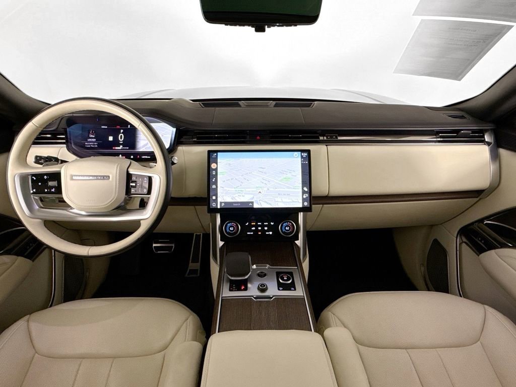 Used 2023 Land Rover Range Rover Autobiography AWD/4WD image 9