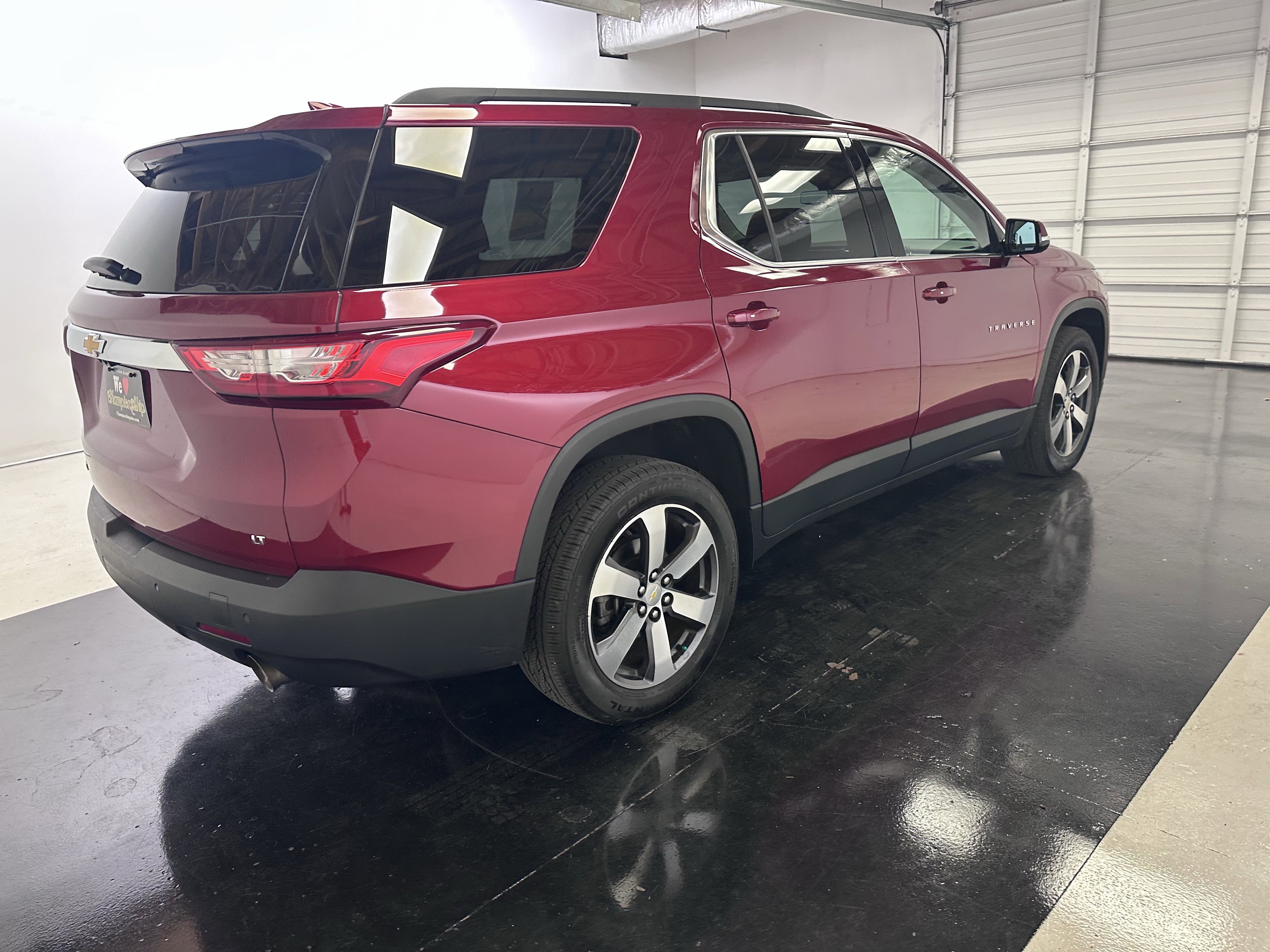 Used 2020 Chevrolet Traverse LT w/ LT Premium Package FWD image 13