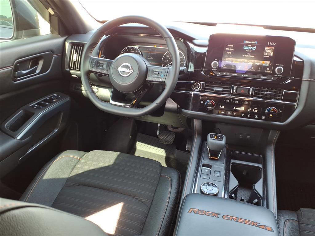 Used 2024 Nissan Pathfinder Rock Creek image 12