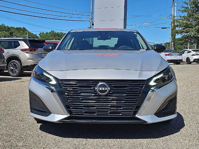 Certified 2024 Nissan Altima 2.5 SV FWD image 3