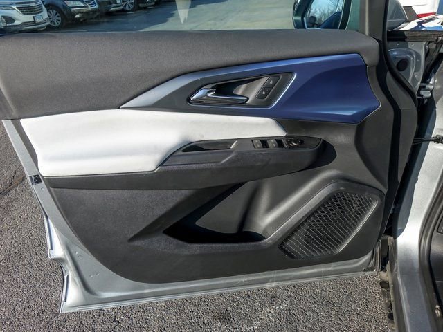 New 2026 Chevrolet Equinox EV LT FWD image 12