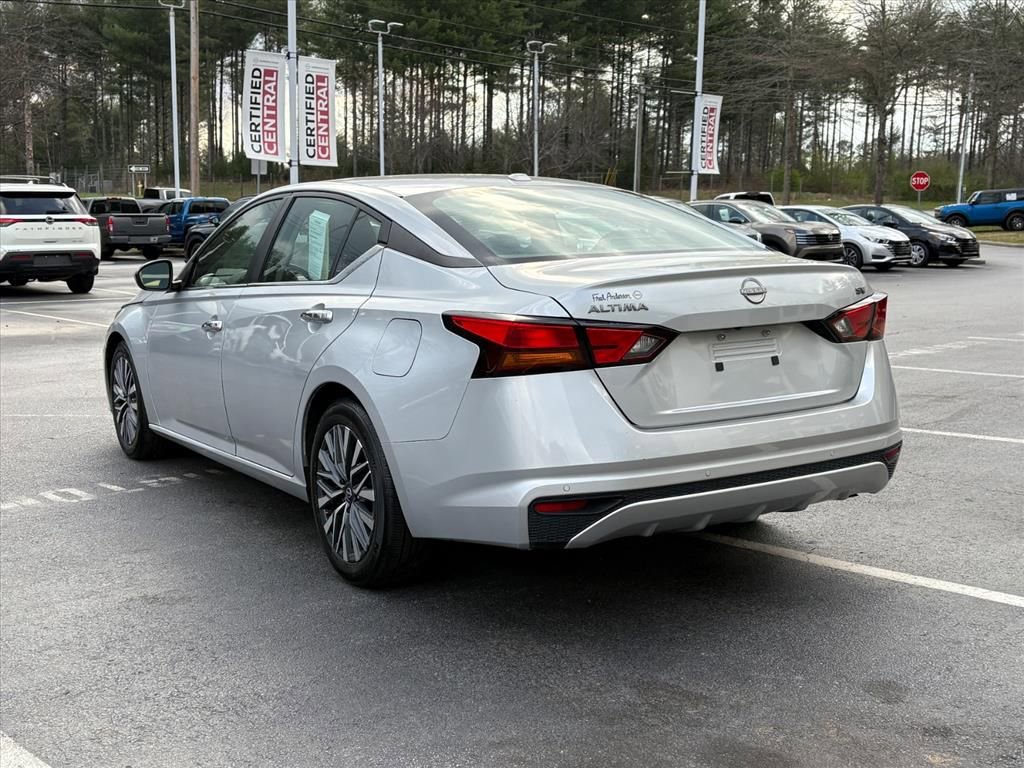 Used 2023 Nissan Altima 2.5 SV image 6