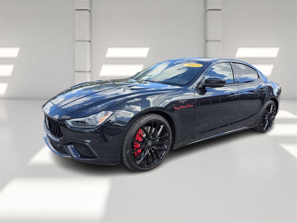 Used 2023 Maserati Ghibli Trofeo image 8