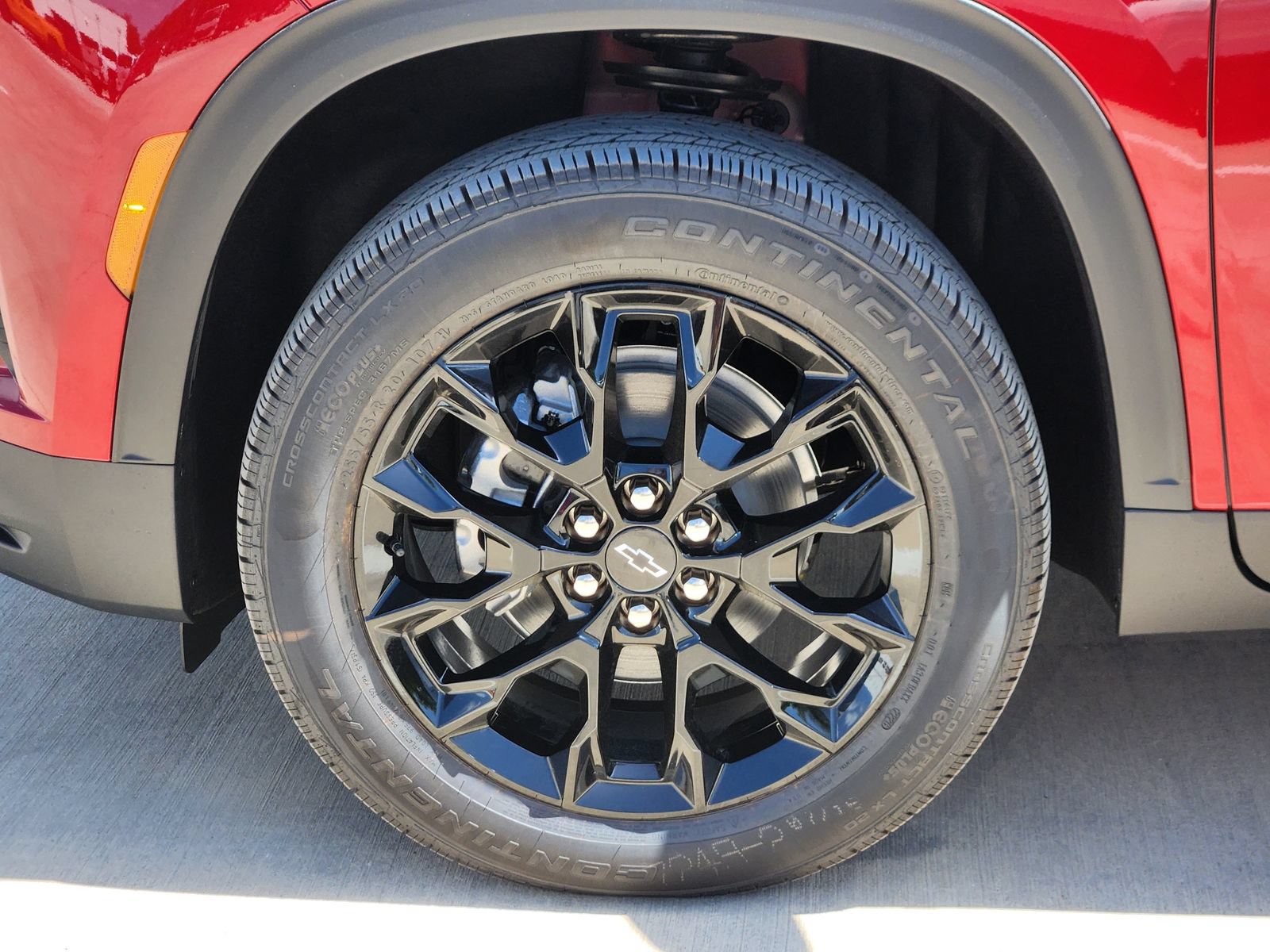 New 2026 Chevrolet Traverse LT w/ Midnight/Sport Edition FWD image 11