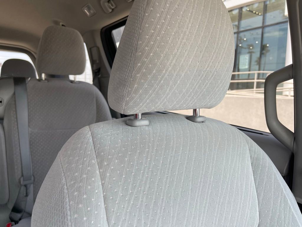 Used 2020 Toyota Sienna LE FWD image 18