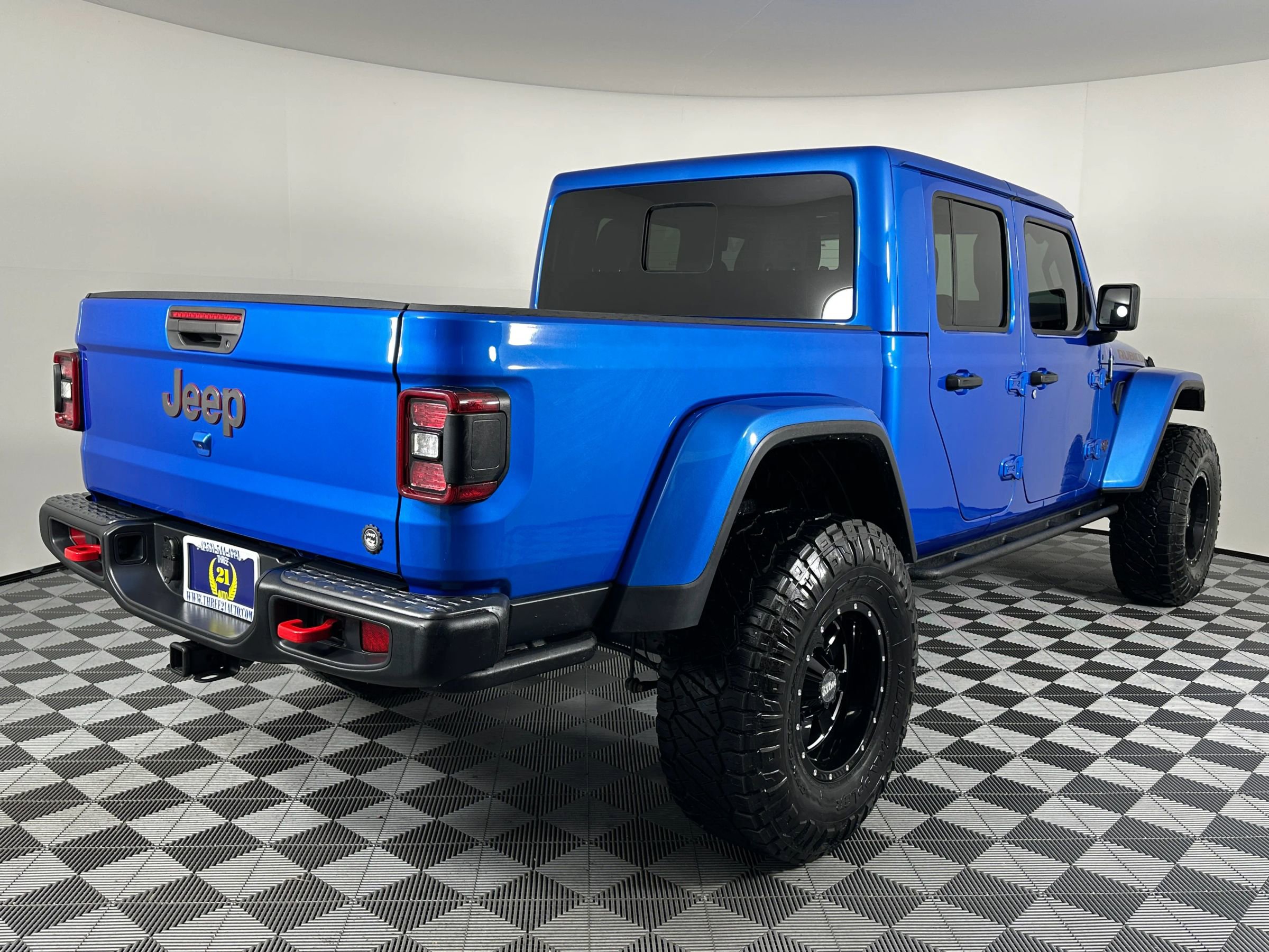 Used 2021 Jeep Gladiator Rubicon AWD/4WD image 9