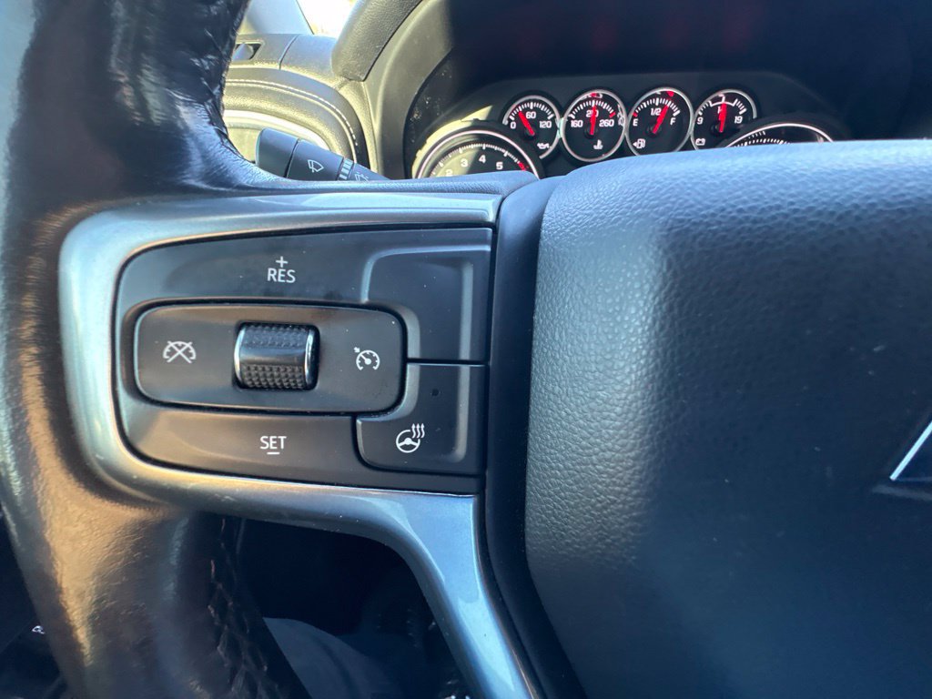 Used 2022 Chevrolet Silverado 1500 LT AWD/4WD image 27