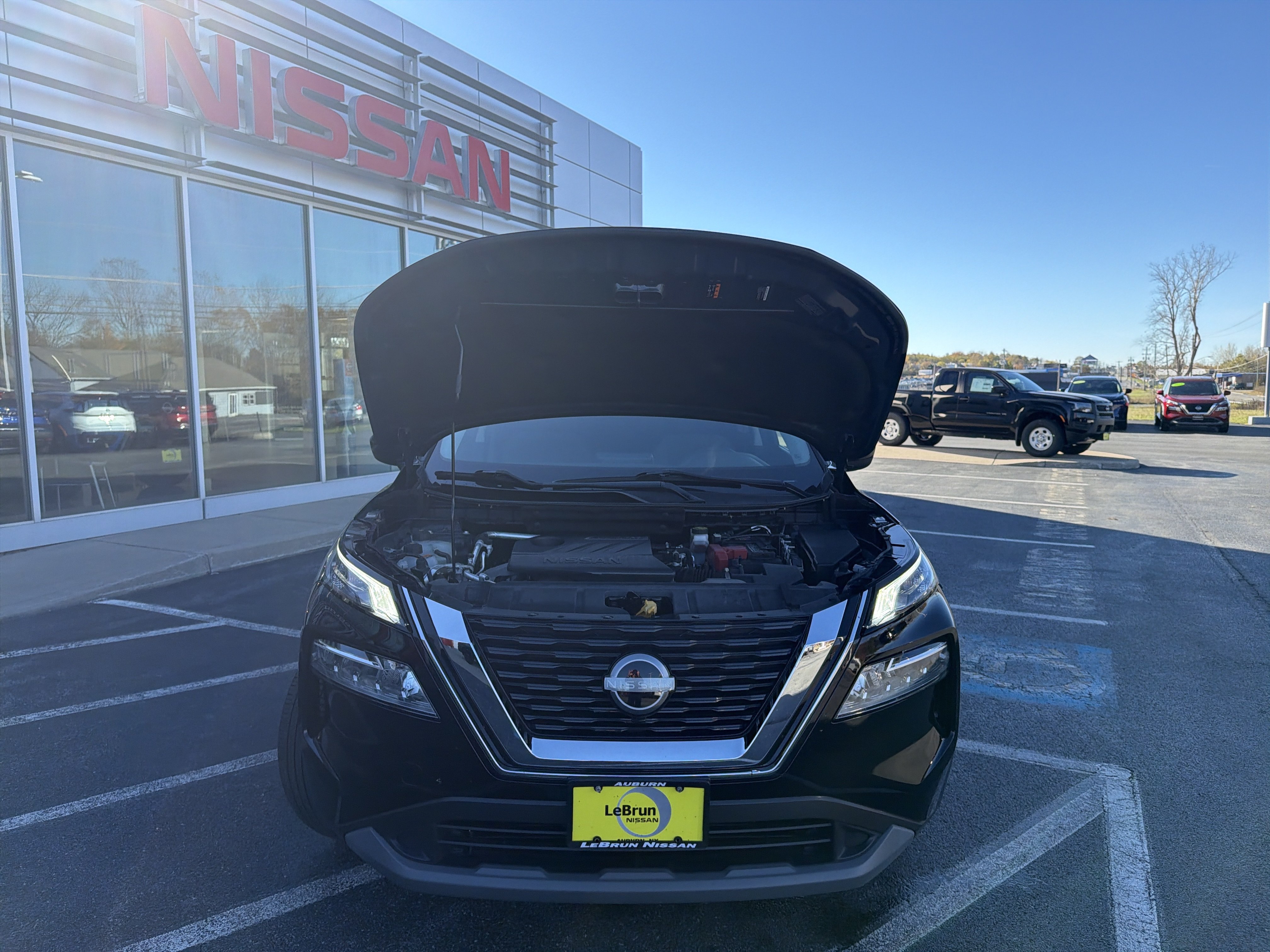 Certified 2023 Nissan Rogue SV AWD/4WD image 17