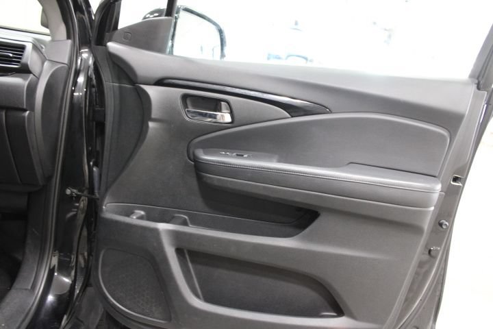 Used 2019 Honda Pilot Elite image 25