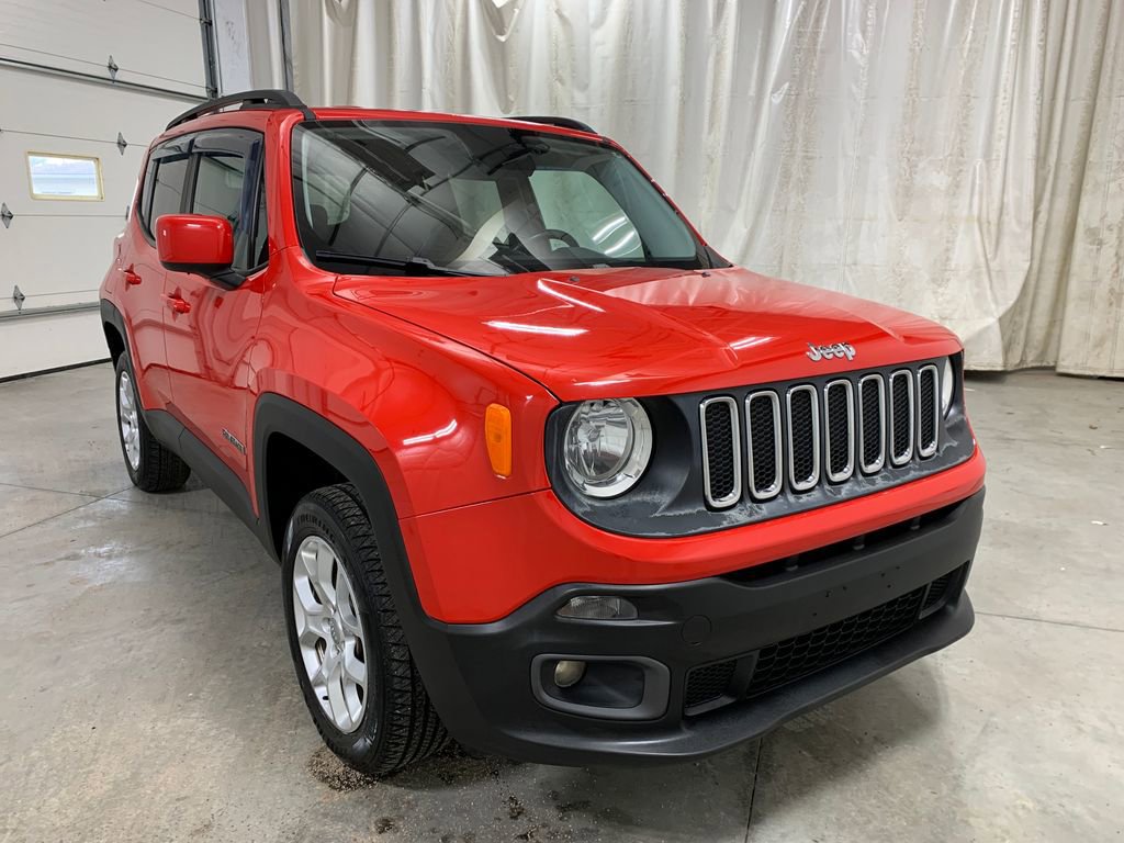 Used 2017 Jeep Renegade Latitude image 2