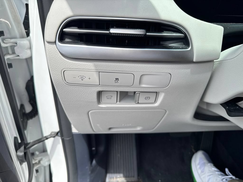 Used 2024 Hyundai Palisade Limited FWD image 29
