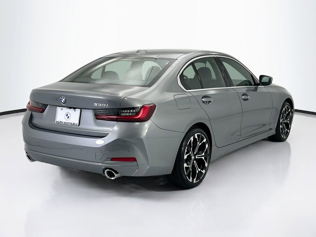 Certified 2025 BMW 330i Sedan w/ Convenience Package image 5