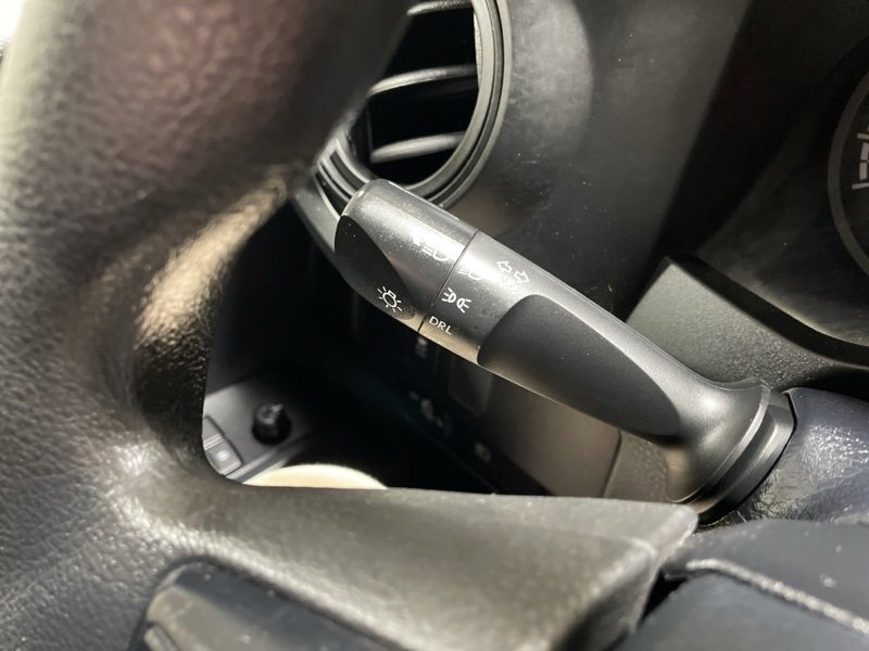 Used 2020 Toyota Tacoma SR image 20