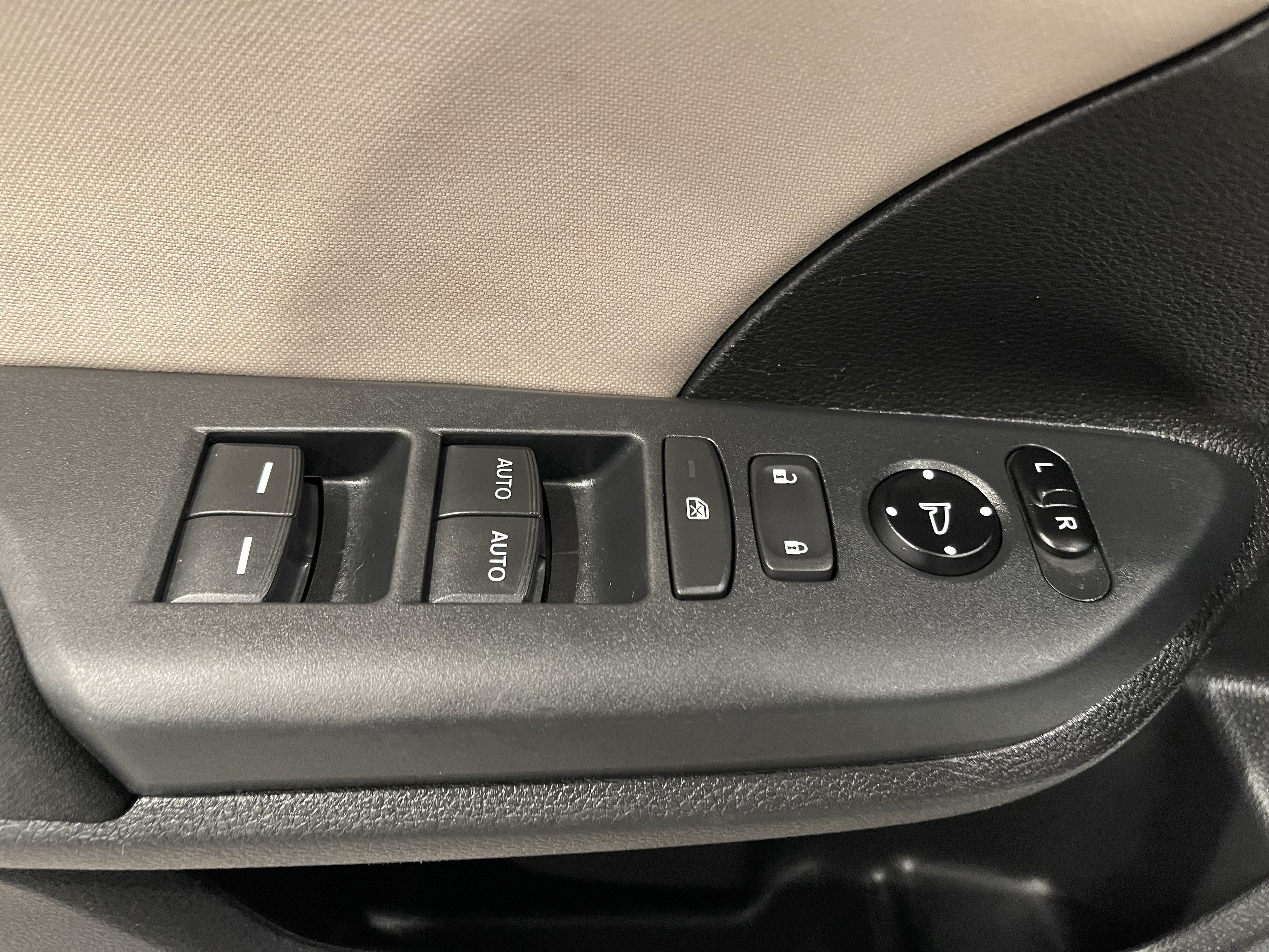 Used 2018 Honda Civic EX image 11