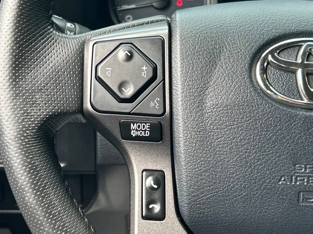 Used 2017 Toyota Tacoma TRD Sport w/ Tow Package (A/T) AWD/4WD image 45