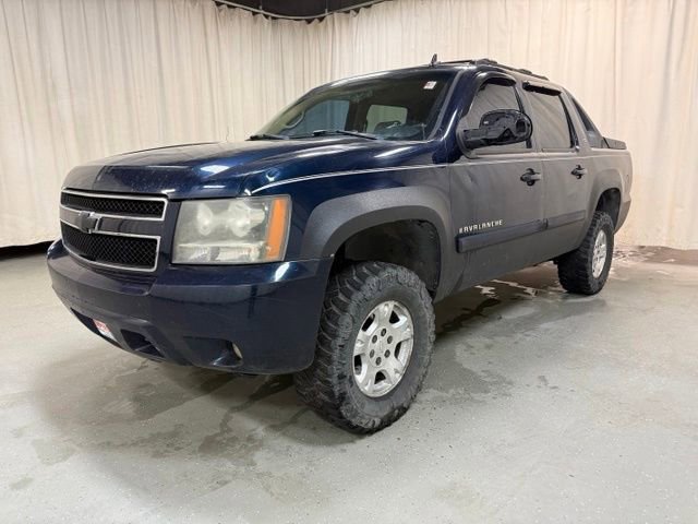 Used 2007 Chevrolet Avalanche LT w/ LT Preferred Equipment Group AWD/4WD image 11
