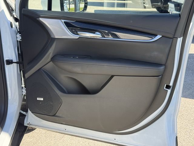 Used 2025 Cadillac XT5 Premium Luxury AWD/4WD image 38