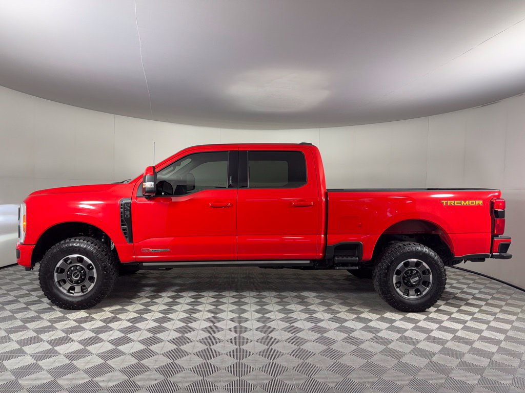 Used 2023 Ford F250 Lariat w/ Lariat Ultimate Package AWD/4WD image 6
