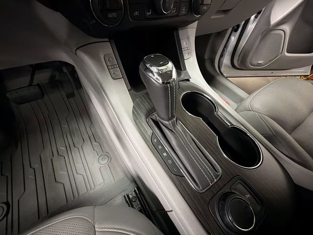 Used 2019 GMC Acadia SLT image 30