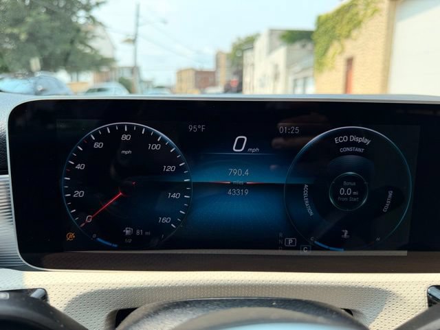 Used 2020 Mercedes-Benz A 220 4MATIC image 35