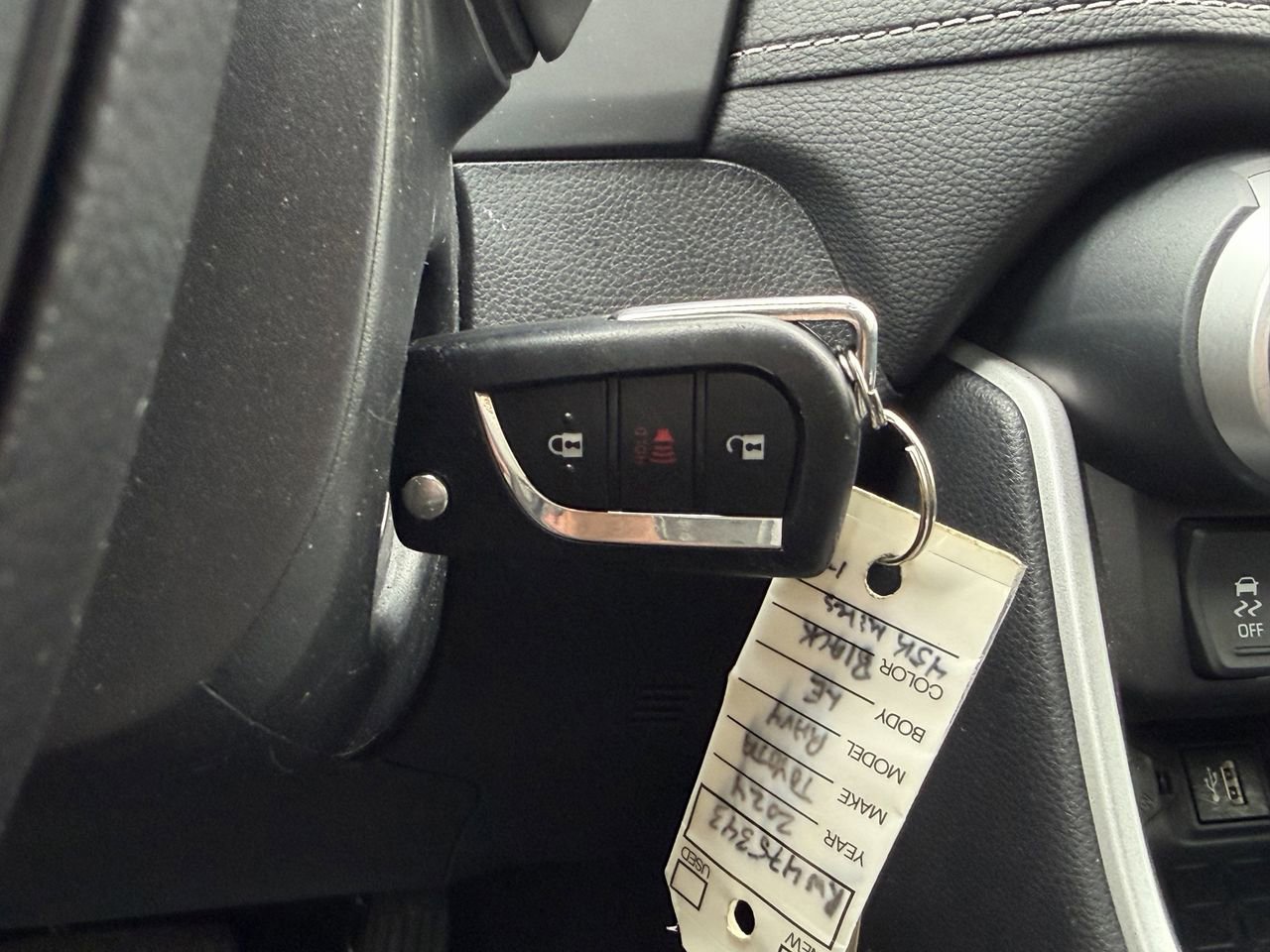 Used 2024 Toyota RAV4 LE image 25