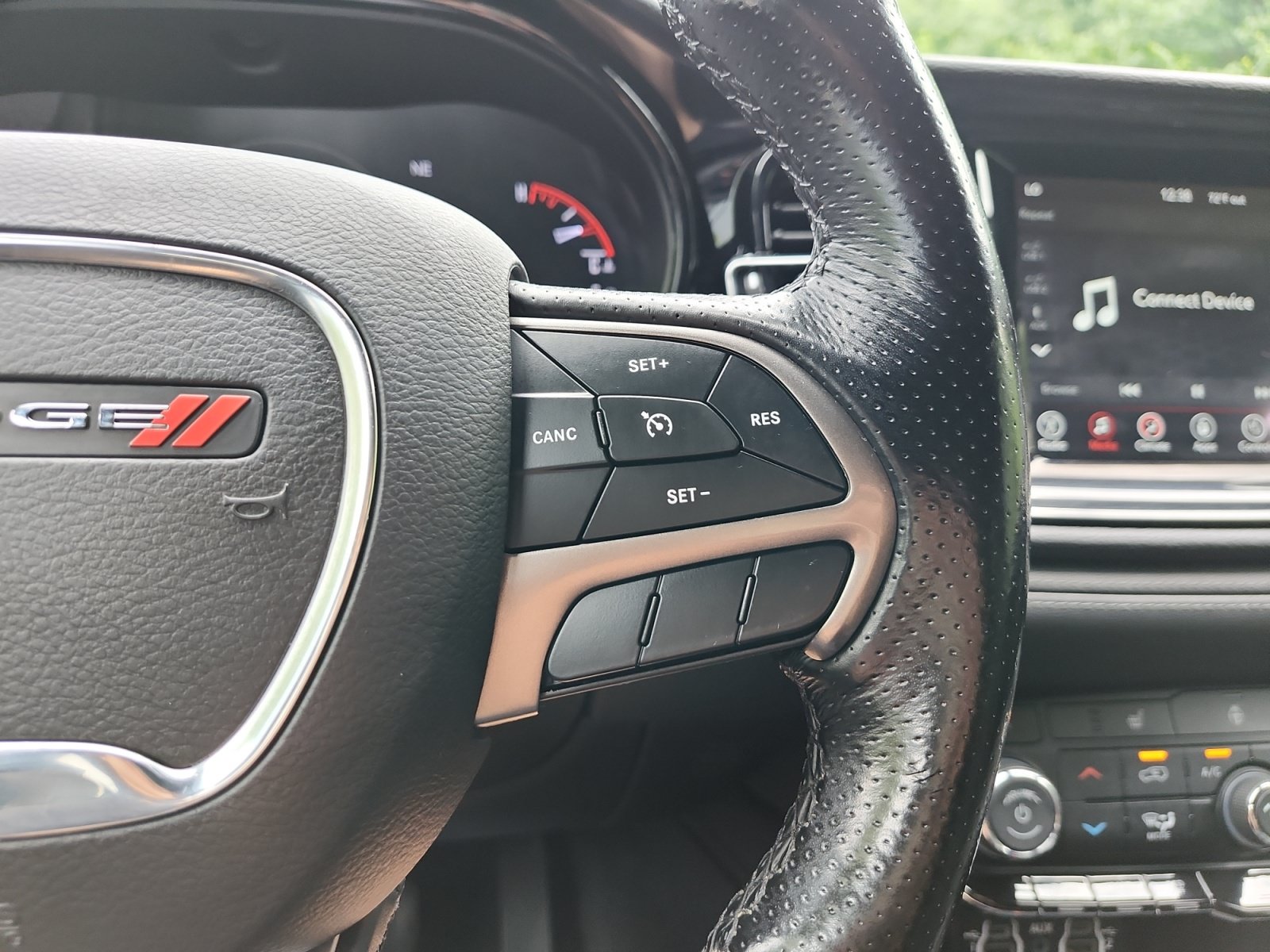 Used 2024 Dodge Durango SXT AWD/4WD image 23