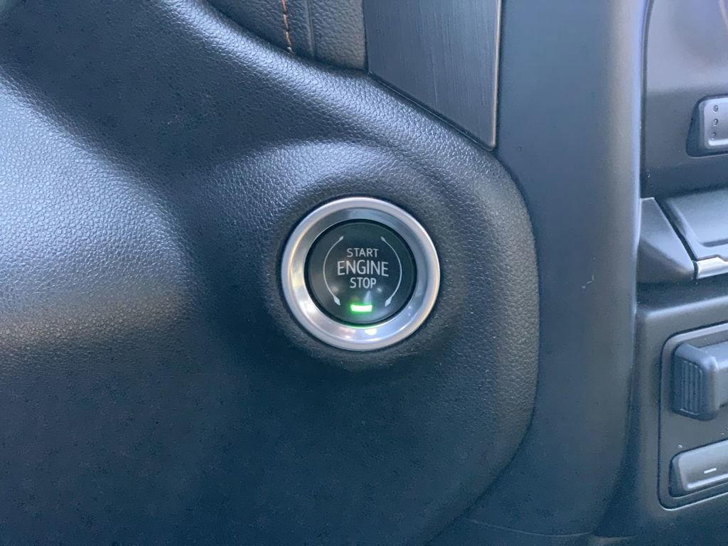 Certified 2022 GMC Sierra 2500 AT4 w/ Gooseneck/5TH Wheel Package image 15