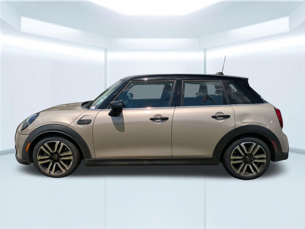 Used 2023 MINI Cooper S FWD image 2