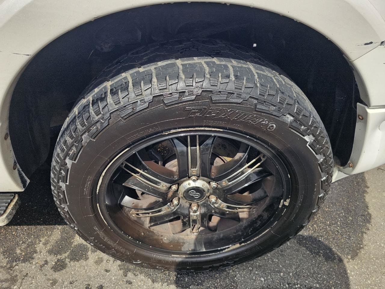 Used 2013 Ford Expedition Limited AWD/4WD image 14