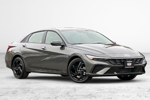 New 2026 Hyundai Elantra SEL Sport