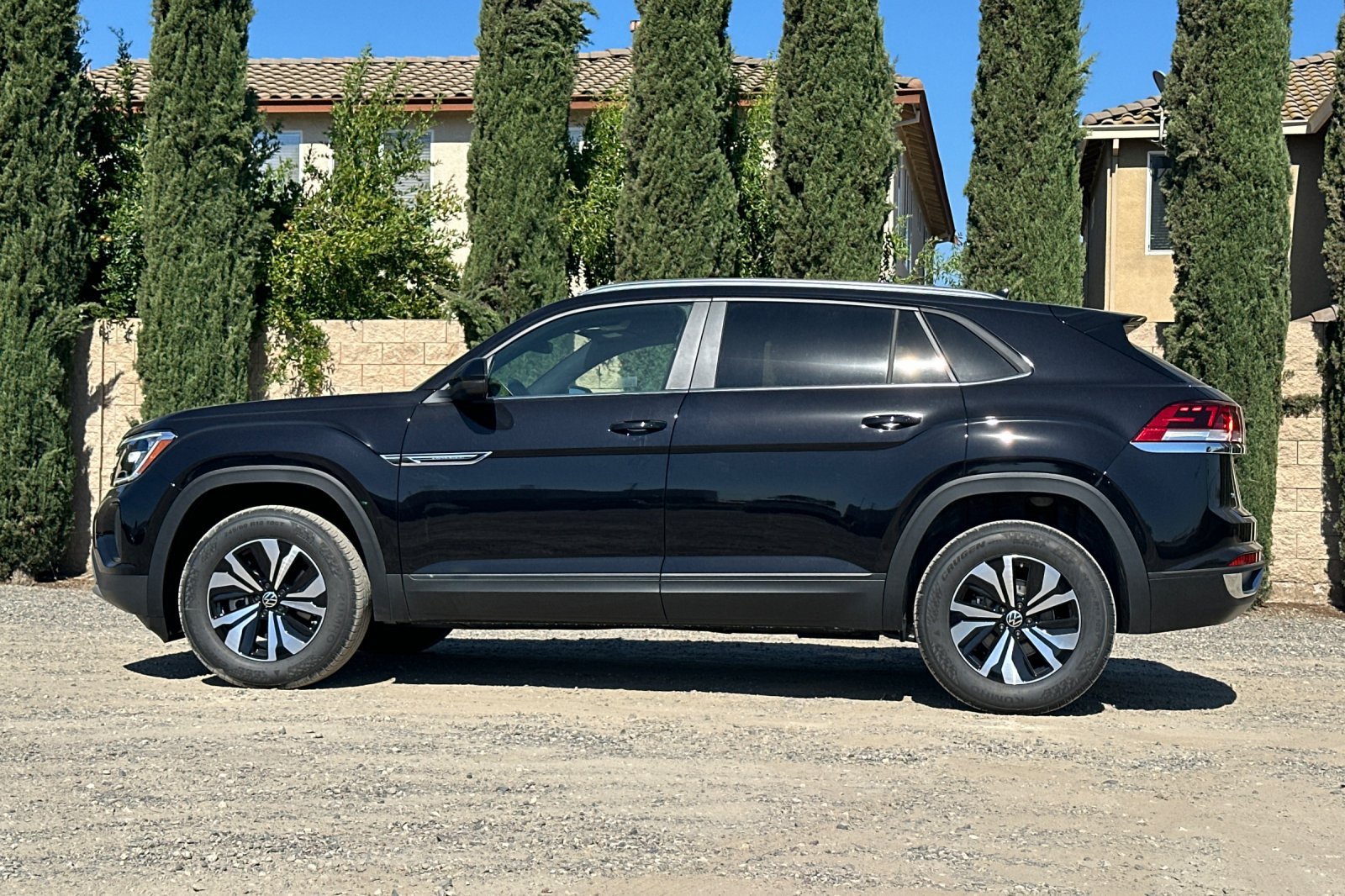 New 2026 Volkswagen Atlas Cross Sport SE AWD/4WD image 7