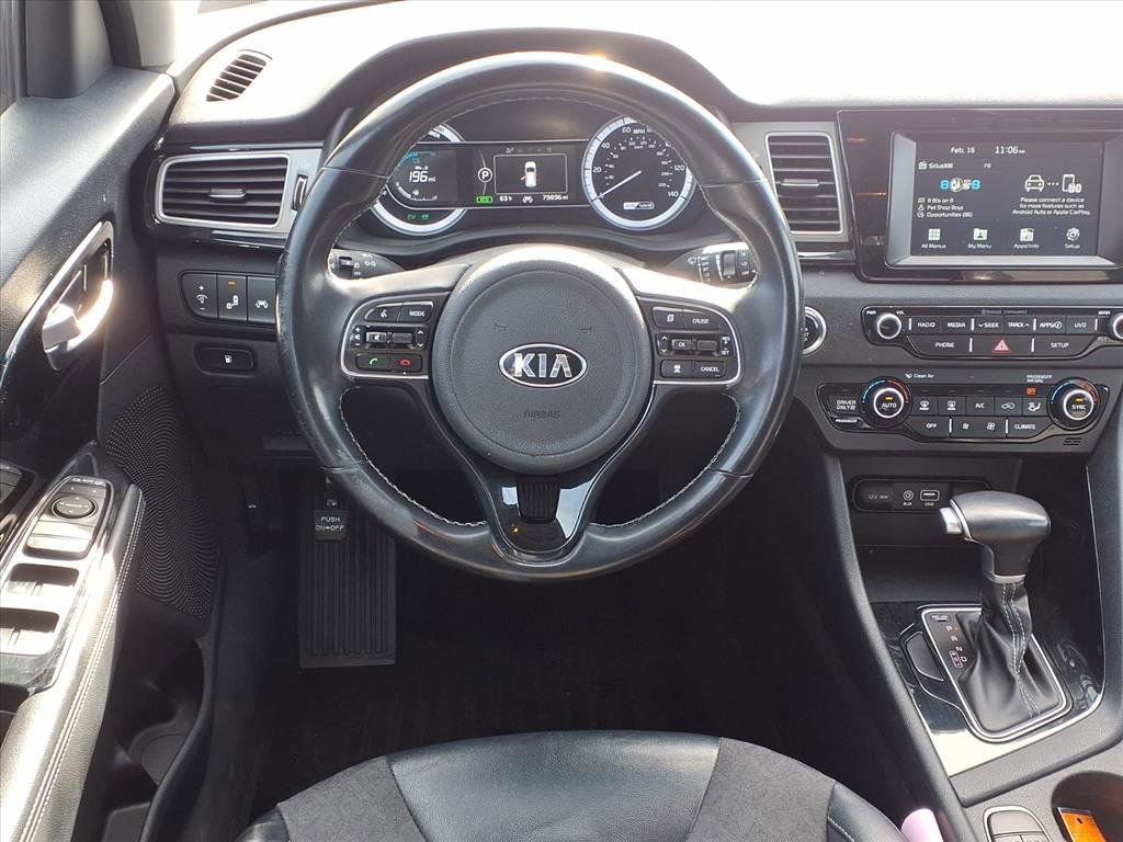 Used 2018 Kia Niro EX image 4