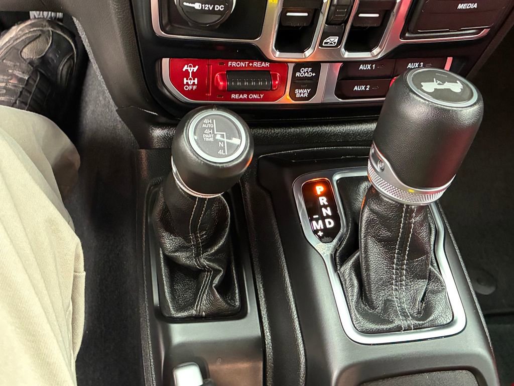 Used 2024 Jeep Wrangler Unlimited Rubicon 392 image 30