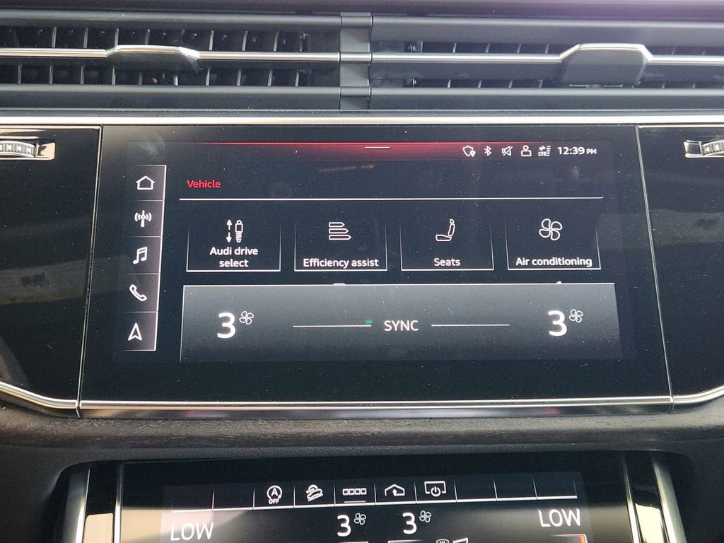 Used 2021 Audi Q8 Premium Plus w/ Premium Plus Package image 16