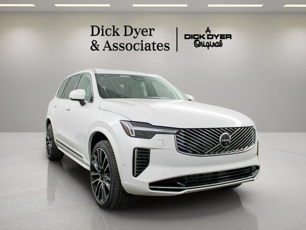New 2026 Volvo XC90 B6 Plus AWD/4WD image 1