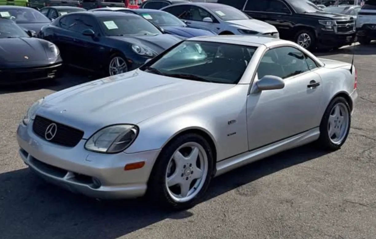 Used 2000 Mercedes-Benz SLK 230 image 2