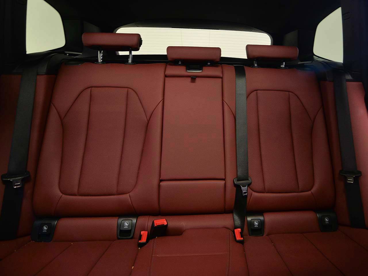 Certified 2024 BMW X3 sDrive30i w/ Premium Package image 9