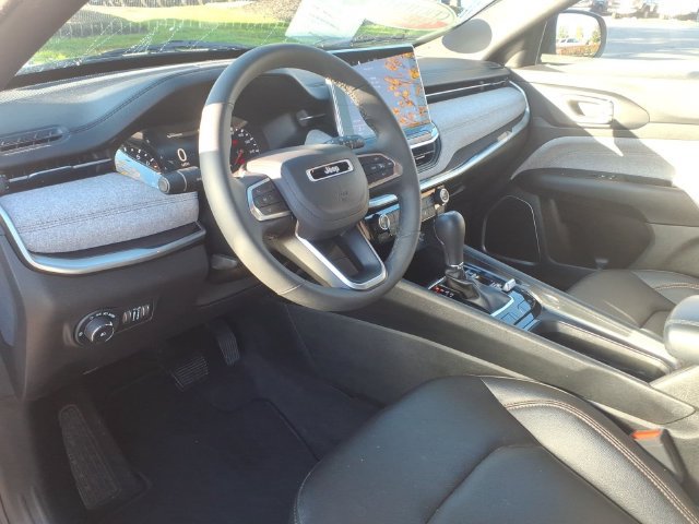 Certified 2023 Jeep Compass Latitude AWD/4WD image 7