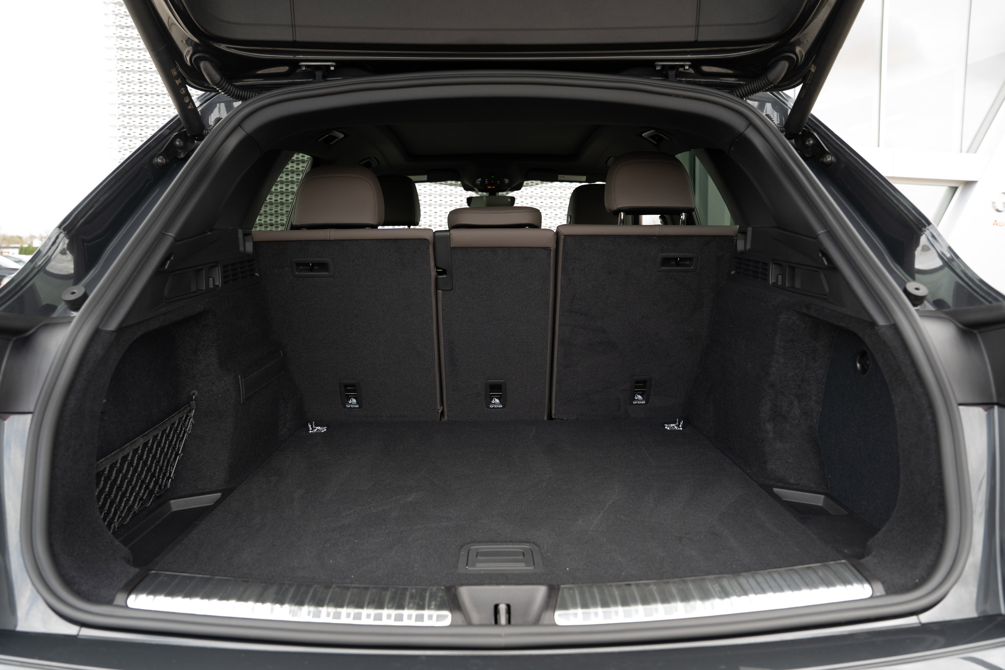 Certified 2025 Audi Q5 Premium w/ Convenience Package image 27