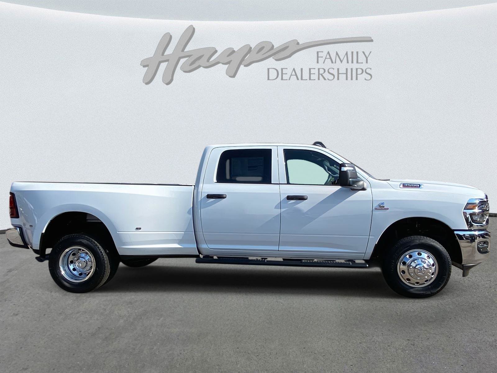 New 2026 RAM 3500 Tradesman image 5