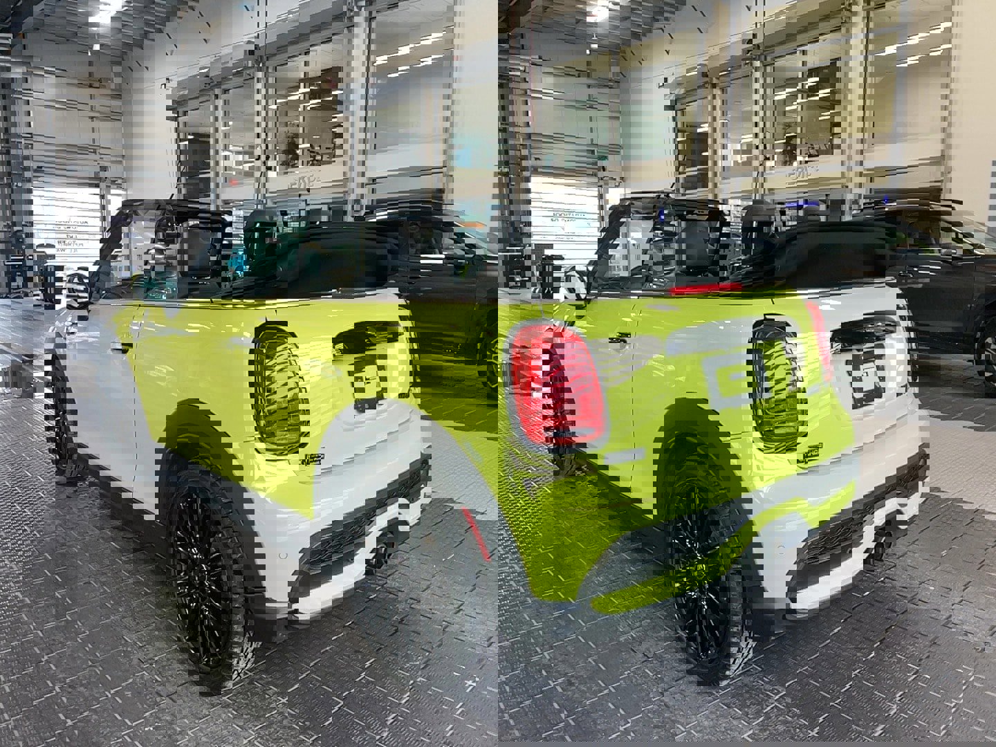 Used 2023 MINI Cooper S image 7