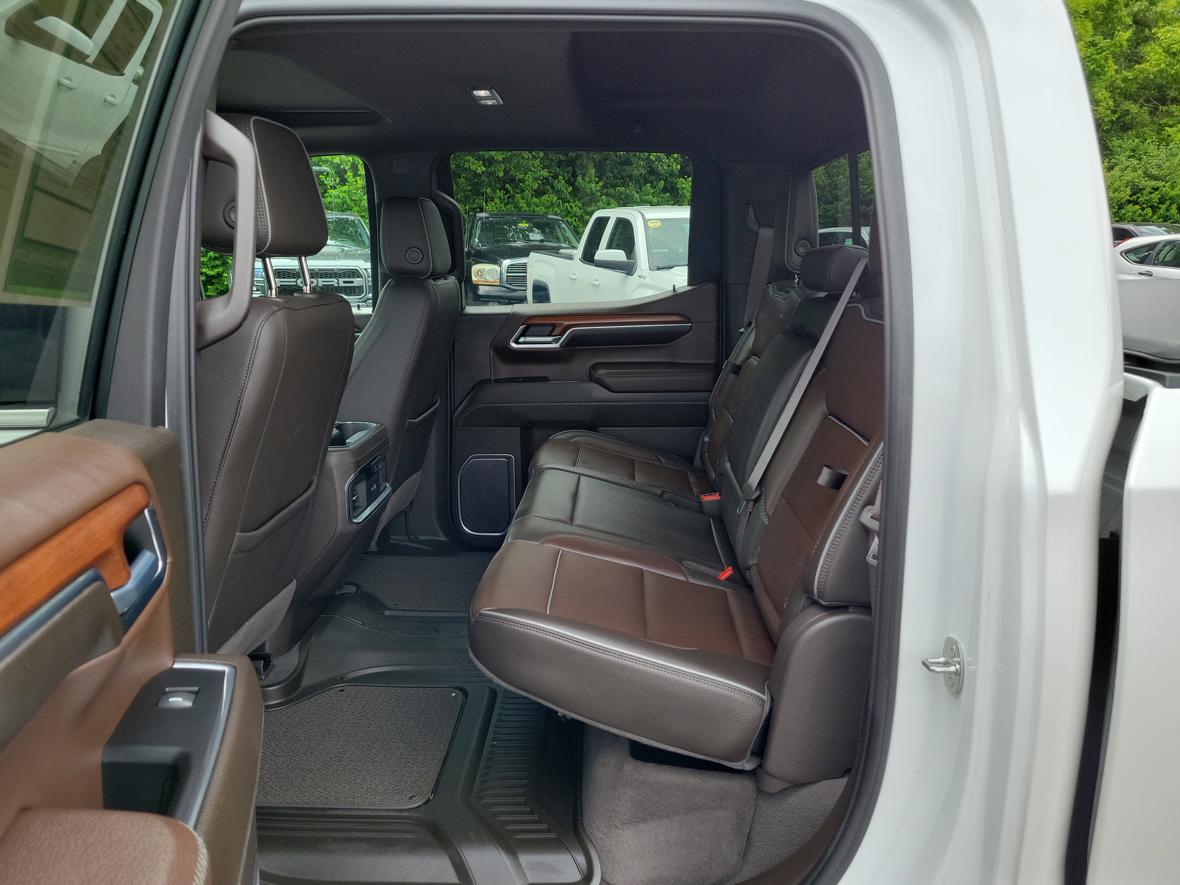 Used 2022 GMC Sierra 1500 Denali AWD/4WD image 12